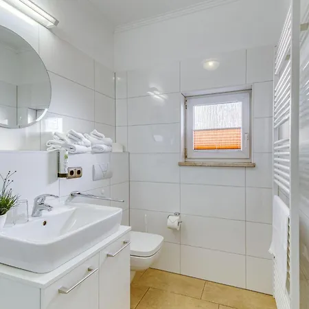 Haus Diana - Zaunkoenig Appartement Waren (Mueritz)